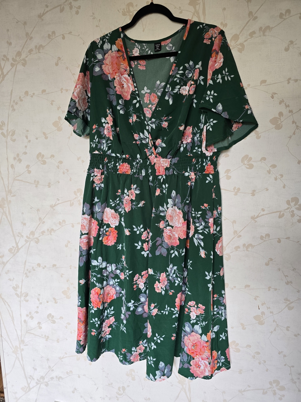 SHEIN Green Floral V-Neck Smocked Midi Dress